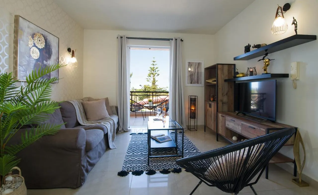 Artdeco Luxury Suites Korakiaí