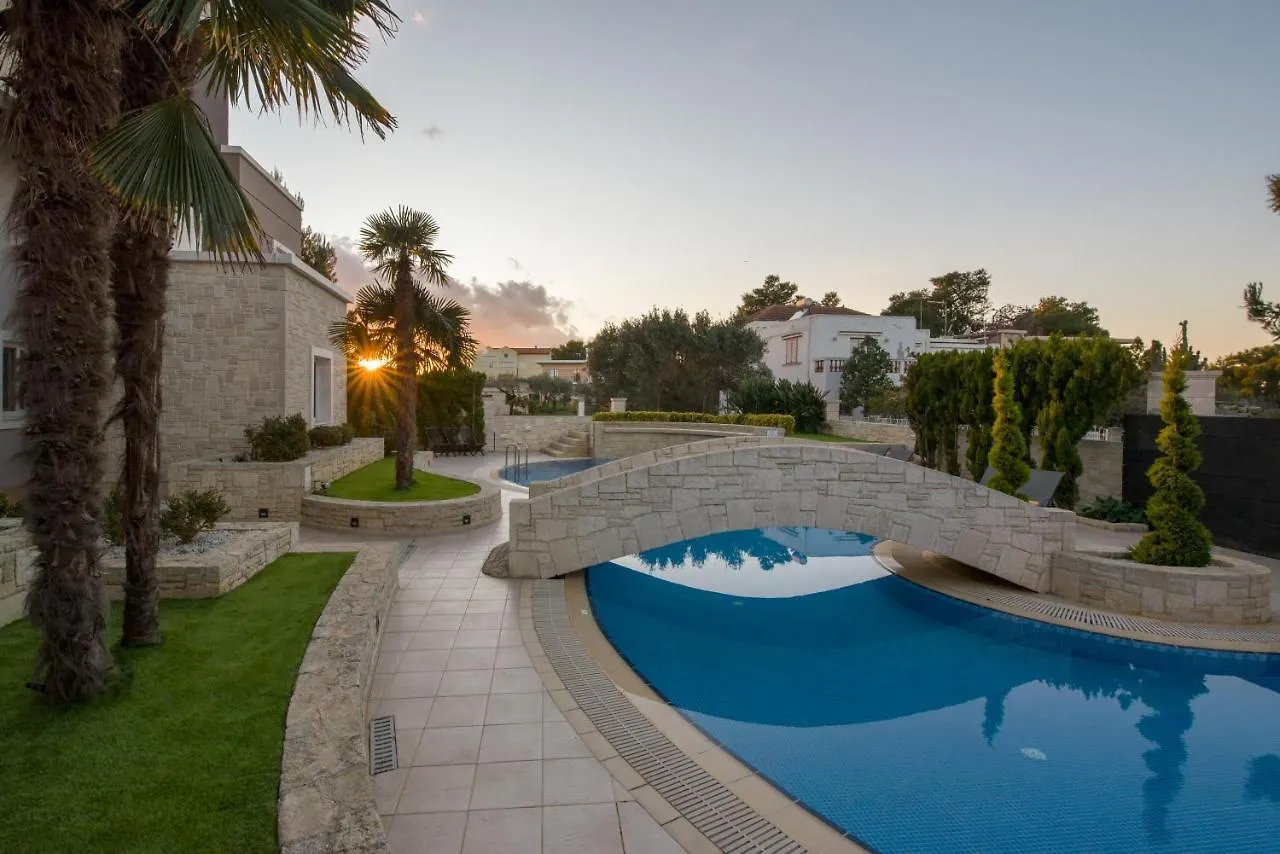 Artdeco Luxury Suites Korakiaí