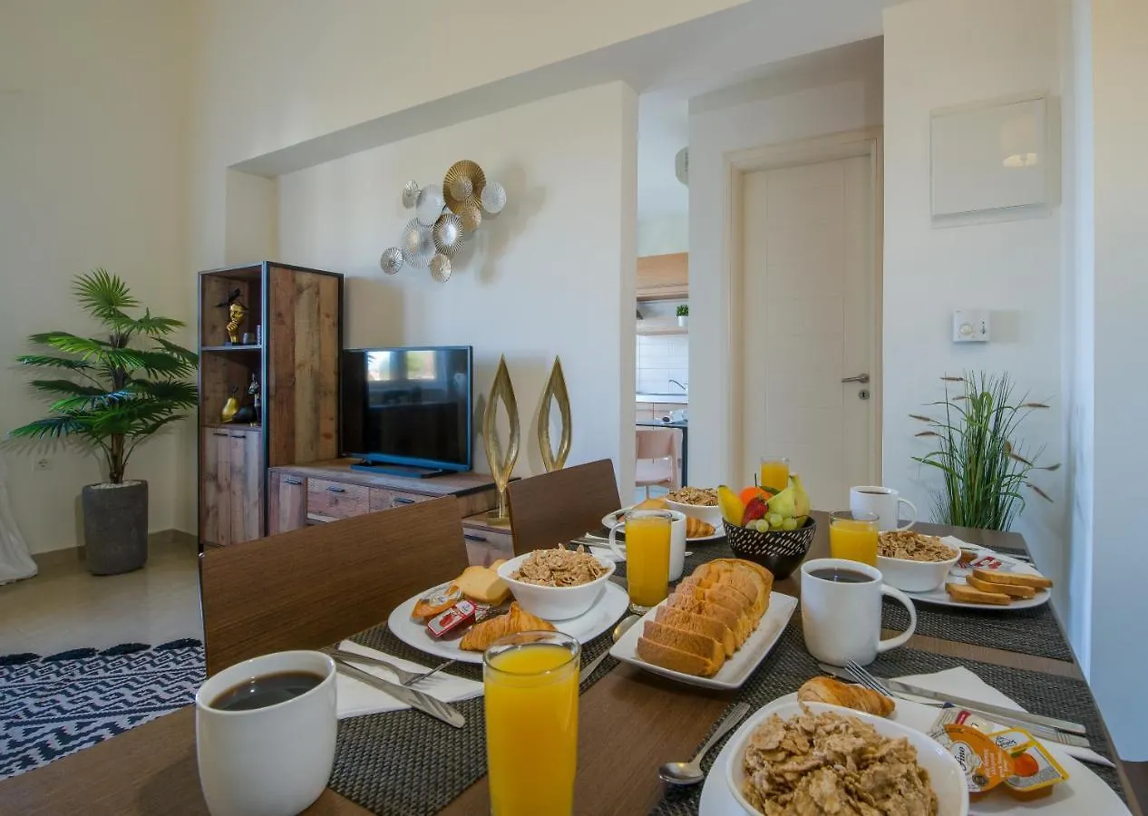 Artdeco Luxury Suites Korakiaí Apartment