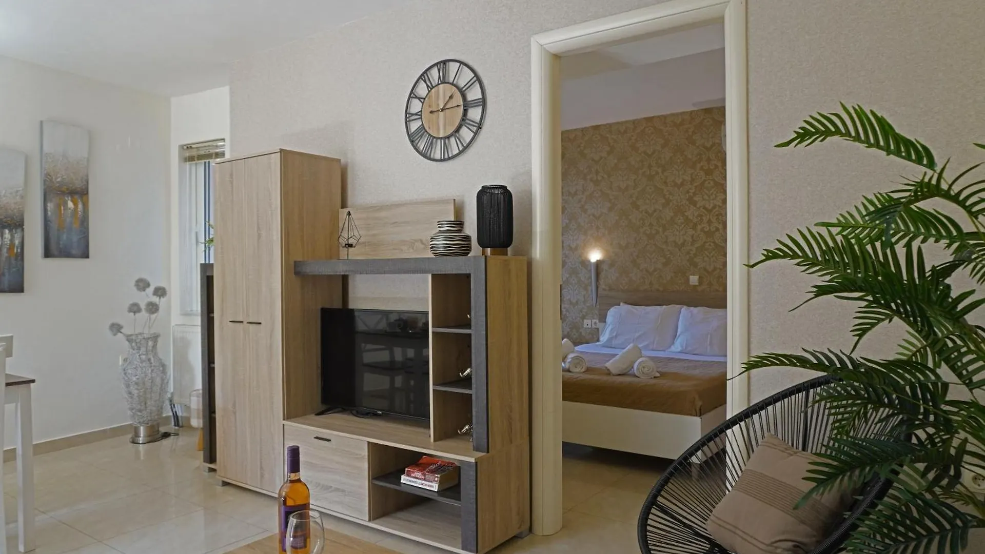 Artdeco Luxury Suites Korakiaí